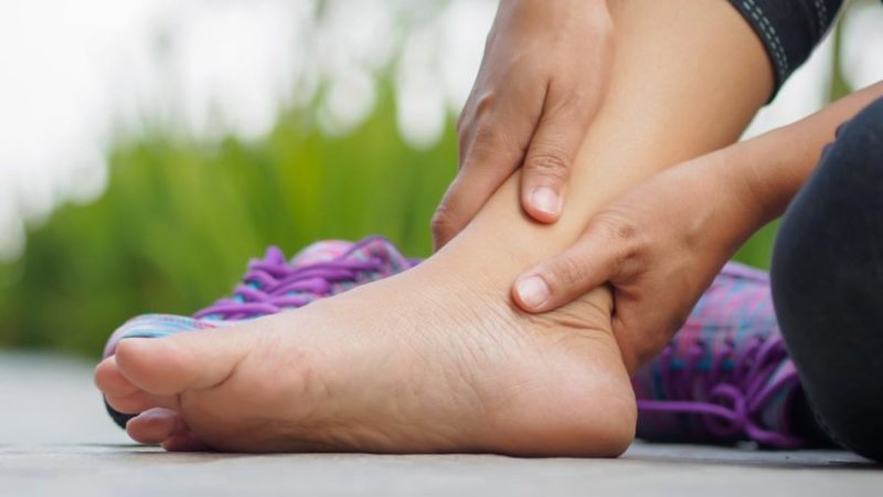 How Long Does A Sprained Ankle Stay Swollen?